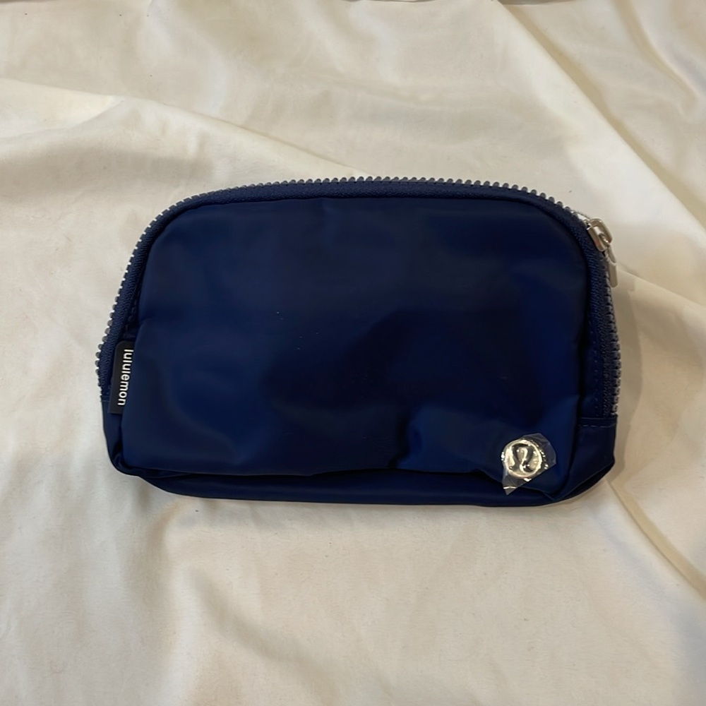 NWT Lululemon Royal Blue Belt Bag 1L